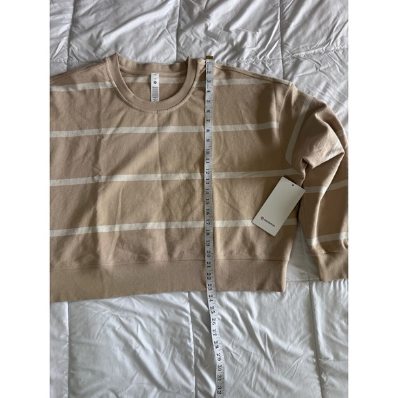 New Lululemon 14 Beige Striped Perfectly Oversized Cropped Crew SOLD OUT NWT - Picture 2 of 6